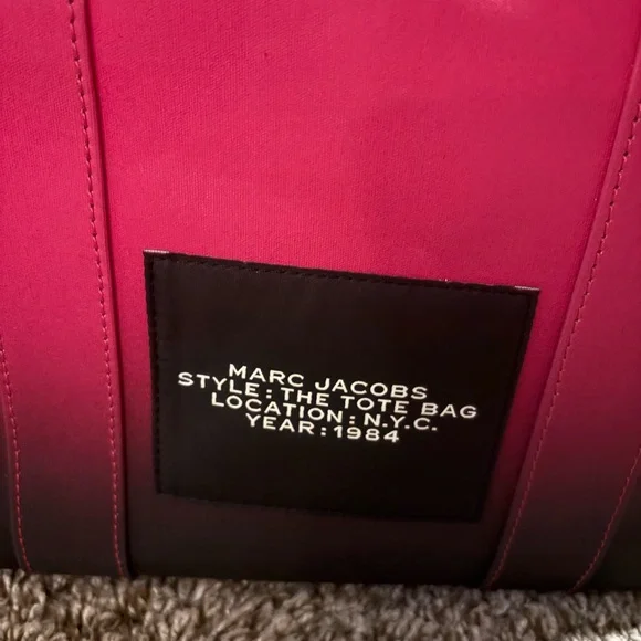 Marc Jacobs Fuchsia and Black Tote - Picture 3 of 15